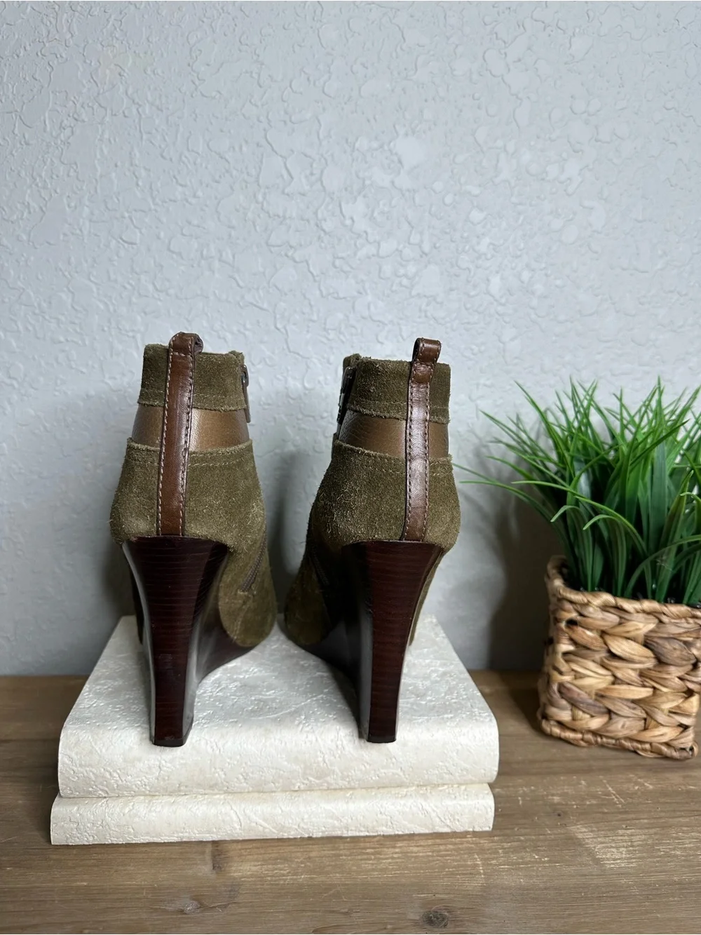 Tory Burch olive green suede wood wedge ankle boot with gold TT accent. Size 8.5